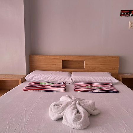 Ging-Ging Tourist Inn Badian Εξωτερικό φωτογραφία