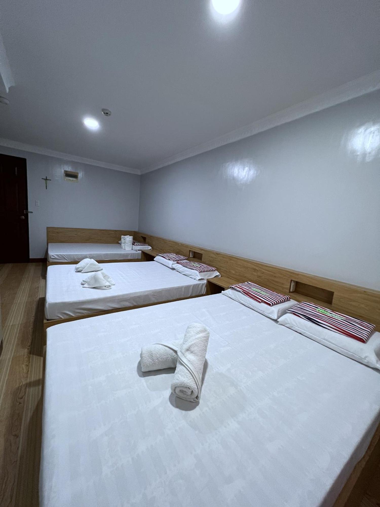 Ging-Ging Tourist Inn Badian Εξωτερικό φωτογραφία